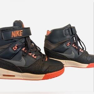 NIKE AIR REVOLUTION SKI HI WEDGE SNEAKERS SIZE US 8